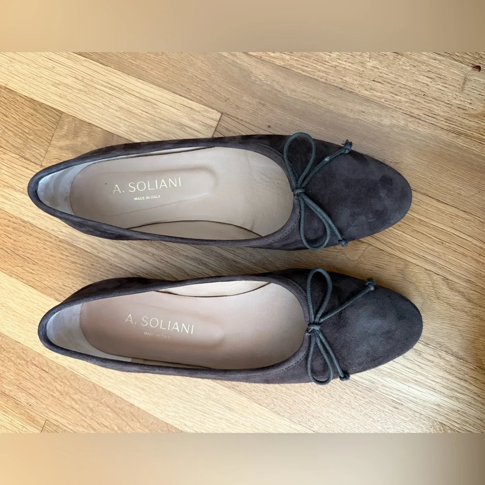 Suede chocolate brown a. Soliani como flats size 7.5 - Picture 3 of 7